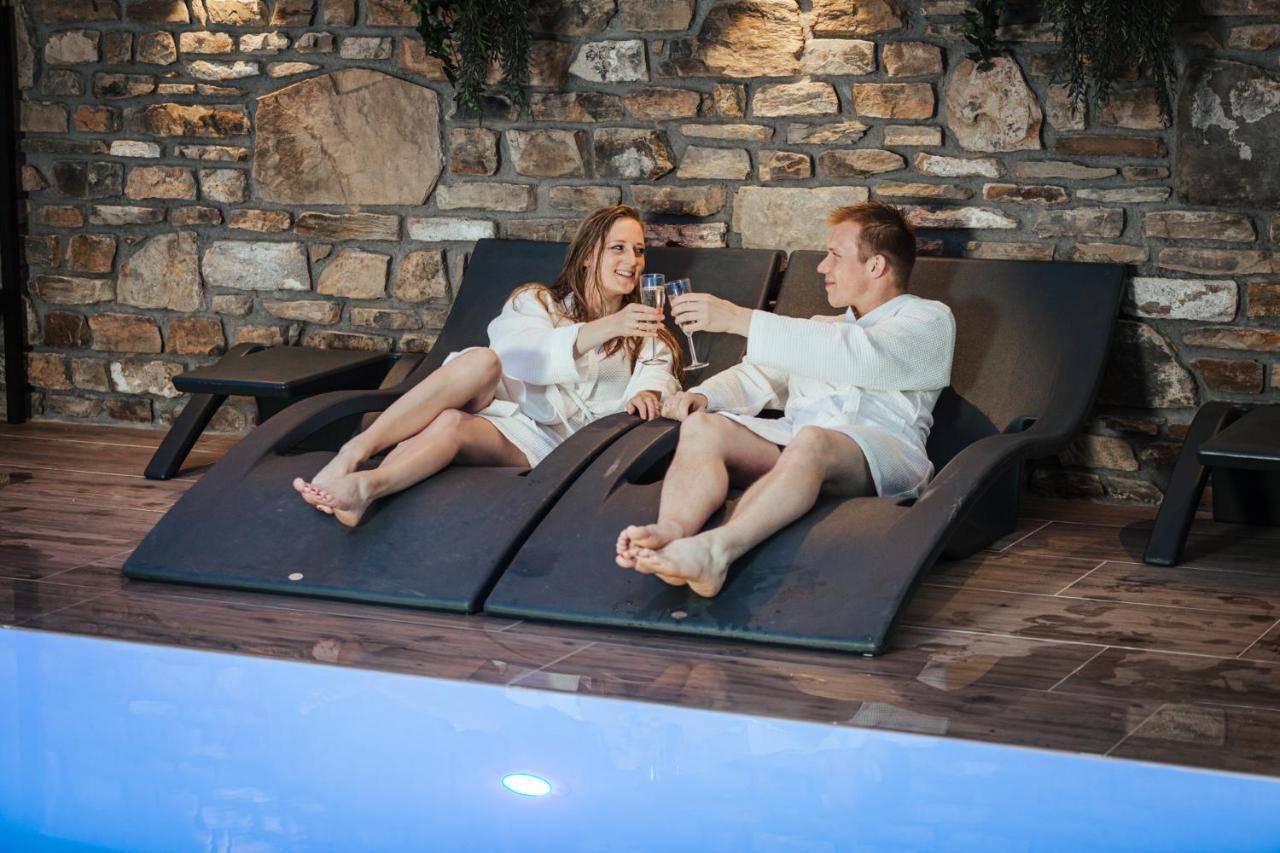 Ferienhof A&B Wellness Villa 12 Personen Hunningen Exterior foto